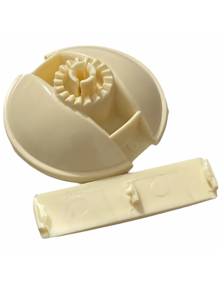 Botón Electrolux con Tapita beige.